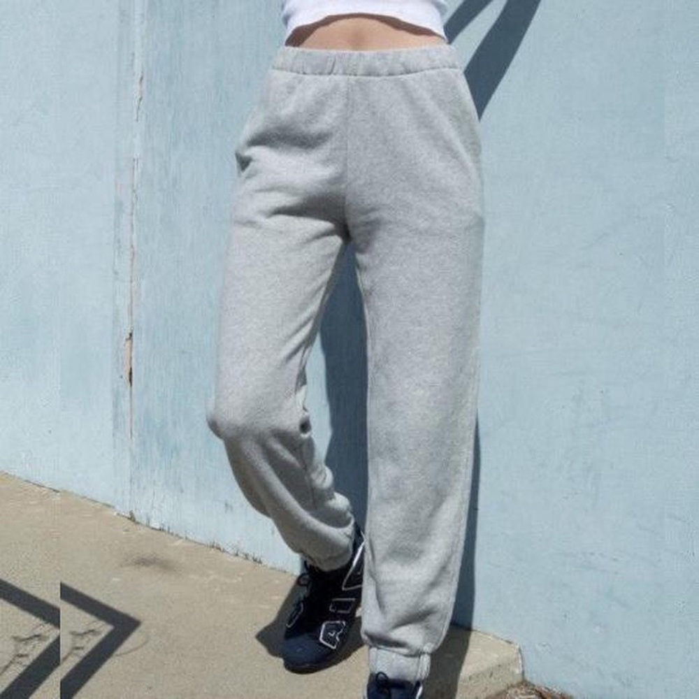 SOLD DO NOT BUYBrandy Melville gray sweatpants